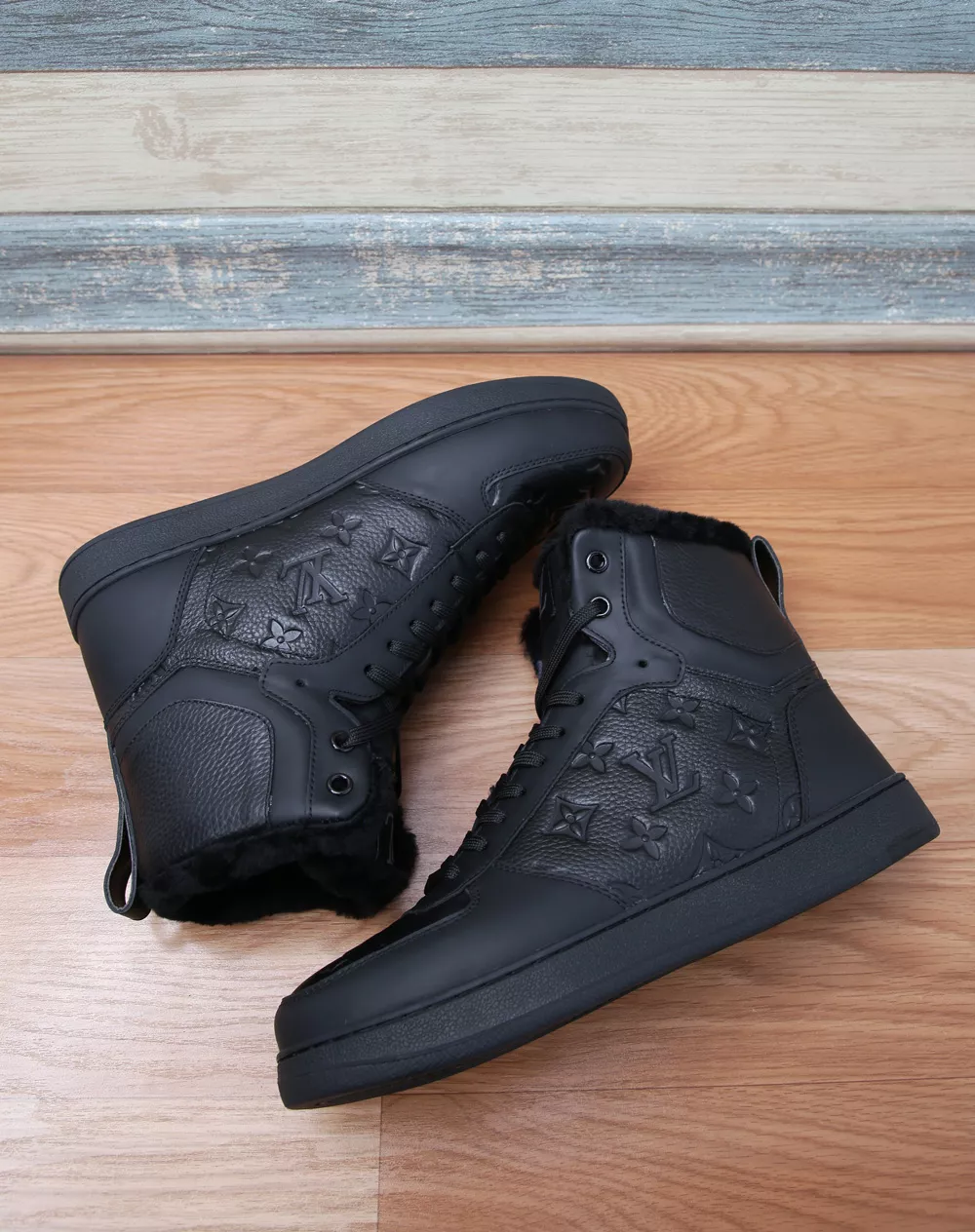 louis vuitton high tops chaussures pour homme s_12ba2204